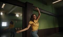 Actors Who Were Background Dancers: रणवीर सिंह से शाहिद कपूर तक, फिल्मों में बैकग्राउंड डांसर का काम भी कर चुके हैं ये एक्टर्स