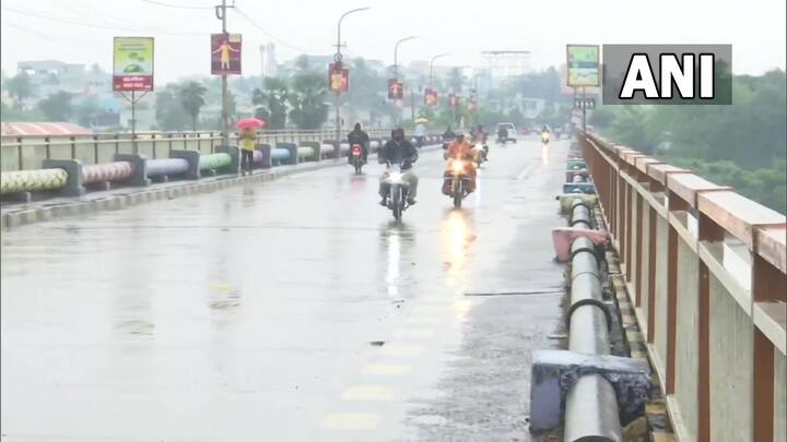 జవాద్ తుపాను ప్రభావంతో కోస్తా తీరం అల్లకల్లోలం
