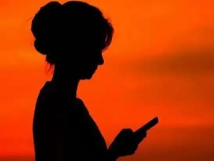 URL hyderabad Crime News aunty arrested for threatening by Tapped Vedio Hyderabad Crime News: மருமகனுடன் உடலுறவு - வீடியோ எடுத்து மிரட்டிய அத்தை போக்சோவில் கைது! அப்போ மருமகன் வயது..?