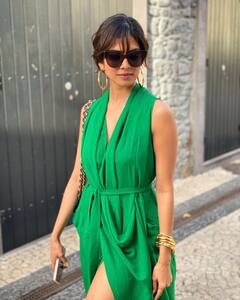 Malavika Mohanan: பச்சை நிறமே.. பச்சை நிறமே.. மாளவிகா மோகனனின் லேட்டஸ்ட் க்ளிக்ஸ்