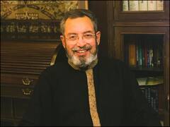 चुभते सवाल करना और सुरीली आवाज़ में गुनगुनाना, विनोद दुआ जैसा कोई नहीं...