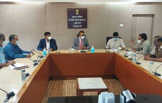 Omicron variant in Gujarat : ઓમિક્રોનનો પહેલો કેસ નોંધાતા જ ગુજરાત સરકાર એલર્ટ, મુખ્યમંત્રીએ તાત્કાલિક બોલાવી બેઠક