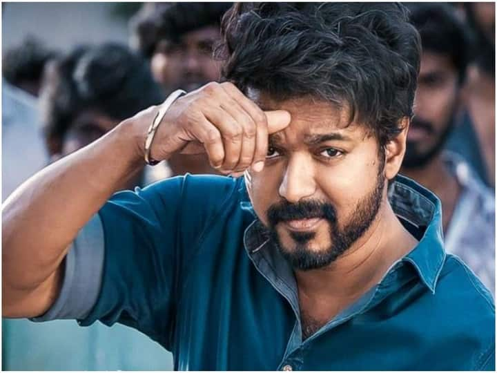 Actor Vijay New Photo goes Viral on Social media Vijay Viral Photo: பிளாக் டி -சர்ட்.. ஒயிட் கிளாஸ்.. தளபதி விஜய்யின் லேட்டஸ்ட் போட்டோ..! சோஷியல் மீடியா வைரல்!