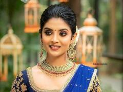 actress nivethitha clicks : கவர்ச்சி உடை..மெல்லிய இடை... அசத்தும் நிவேதிதா சதீஷின் க்ளிக்ஸ்...