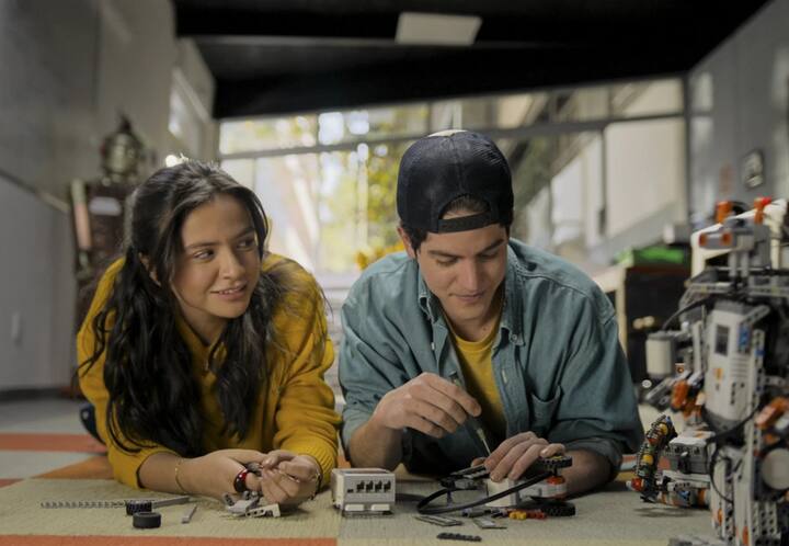 टीनएज ड्रामा फिल्म Anonymously Yours नेटफ्लिक्स पर 10 दिसंबर को रिलीज होगी.