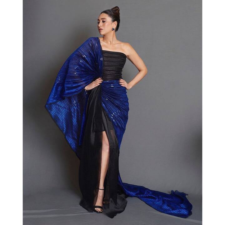 करिश्मा कपूर 40 के पार हो चुकी हैं. पति संजय कपूर से तलाक के बाद करिश्मा अपने दोनों बच्चों के संग लैविश लाइफ जी रही हैं. आज भी अपने ग्लैमरस अंदाज से करिश्मा लोगों को दीवाना बना देती हैं.