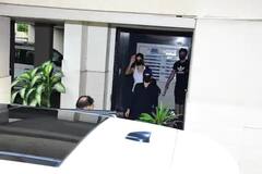 Vicky Katrina Spotted: મેરેજના સમાચાર વચ્ચે આ અંદાજમાં સ્પોટ થયા Vicky Kaushal અને Katrina Kaif