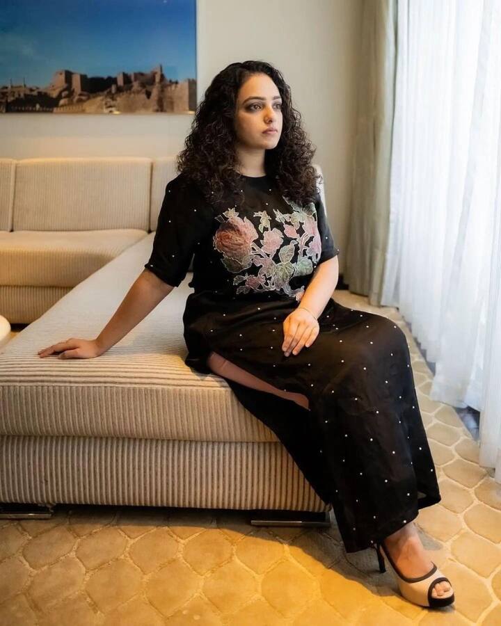 தெரியுதே மனம் இன்று நனையுதே இது என்ன