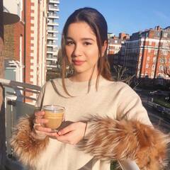 Sara Tendulkar Photos: Sachin Tendulkar की बेटी Sara हैं फैशन आइकॉन, गॉर्जियस लुक से देती हैं बॉलीवुड एक्ट्रेसेस को मात