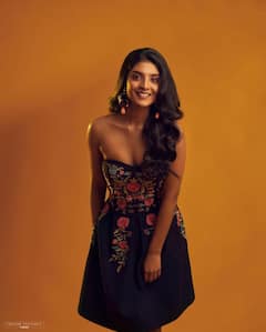 actress nivethitha clicks : கவர்ச்சி உடை..மெல்லிய இடை... அசத்தும் நிவேதிதா சதீஷின் க்ளிக்ஸ்...