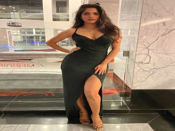 Actress Divya Bharati : பேச்சிலர் நாயகி திவ்யபாரதியின் ஸ்பெஷல் ஆல்பம்...! Actress Divya Bharati : பேச்சிலர் நாயகி திவ்யபாரதியின் ஸ்பெஷல் ஆல்பம்...!