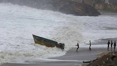 Cyclone Jawad: ধেয়ে আসছে 'জওয়াদ', পুরী থেকে দূরত্ব মাত্র ৭০ কিমি | Bangla News