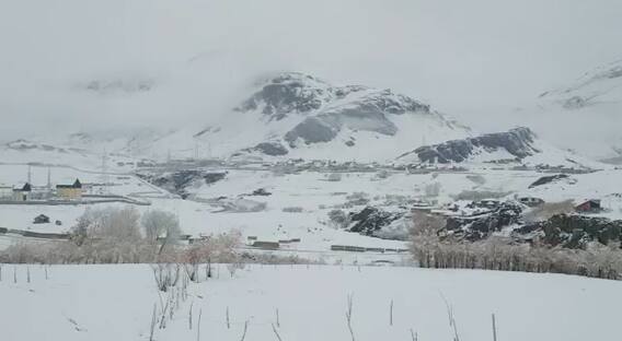 ઉત્તરાખંડ-કાશ્મીરના પહાડી વિસ્તારોમાં બરફવર્ષા, હવામાન વિભાગે આપ્યું એલર્ટ