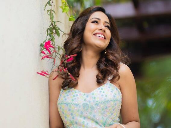 Nivetha Pethuraj pics: அன்பே என் அன்பே...நிவேதா பெத்துராஜின் லேட்டஸ்ட் போட்டோஷூட் Nivetha Pethuraj pics: அன்பே என் அன்பே...நிவேதா பெத்துராஜின் லேட்டஸ்ட் போட்டோஷூட்
