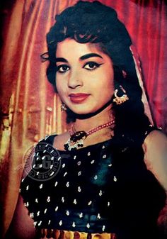 தாய்-தந்தையர் : வேதவல்லி-ஜெயராம்