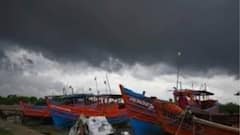 Cyclone Jawad: পুরী পেরিয়ে পারাদ্বীপের পথে 'জওয়াদ' | Bangla News