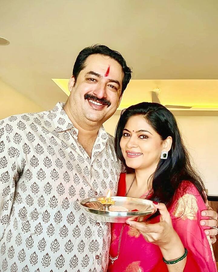 मैत्रीचे रुपांतर प्रेमात झाल्यानंतर 2007 साली दोघांनी लग्न केले.  (photo: shwetashinde_official/ig)