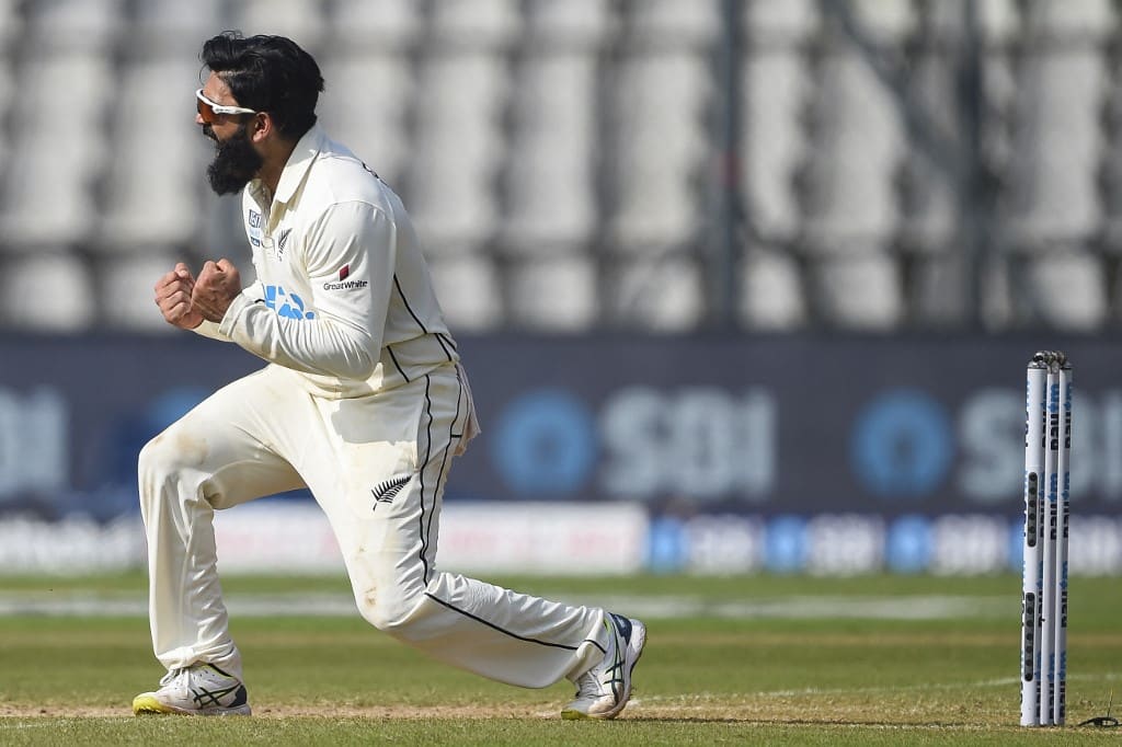 IND Vs NZ, Day 3 Highlights: India 5 Wickets Away From Series Win; Axar, Ashwin Shine Ind vs NZ Mumbai Test Live Updates India playing against New Zealand 2nd test Day 3 wankhede stadium mumbai IND Vs NZ, Day 3 Highlights: India 5 Wickets Away From Series Win; Axar, Ashwin Shine
