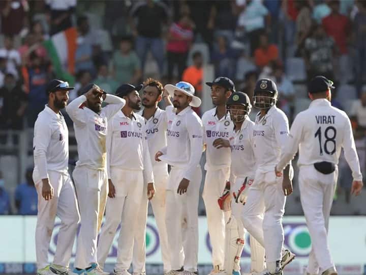 Ind vs NZ, 2nd Test Match Highlights: टीम इंडिया विजयाच्या उंबरठ्यावर; तिसऱ्या दिवसाअखेर न्यूझीलंडचा अर्धा संघ माघारी, विजयासाठी 400 धावांची गरज IND vs NZ, 2nd Test: New Zealand need 400 runs to win against India Day 3 Wankhade Stadium Ind vs NZ, 2nd Test Match Highlights: टीम इंडिया विजयाच्या उंबरठ्यावर; तिसऱ्या दिवसाअखेर न्यूझीलंडचा अर्धा संघ माघारी, विजयासाठी 400 धावांची गरज