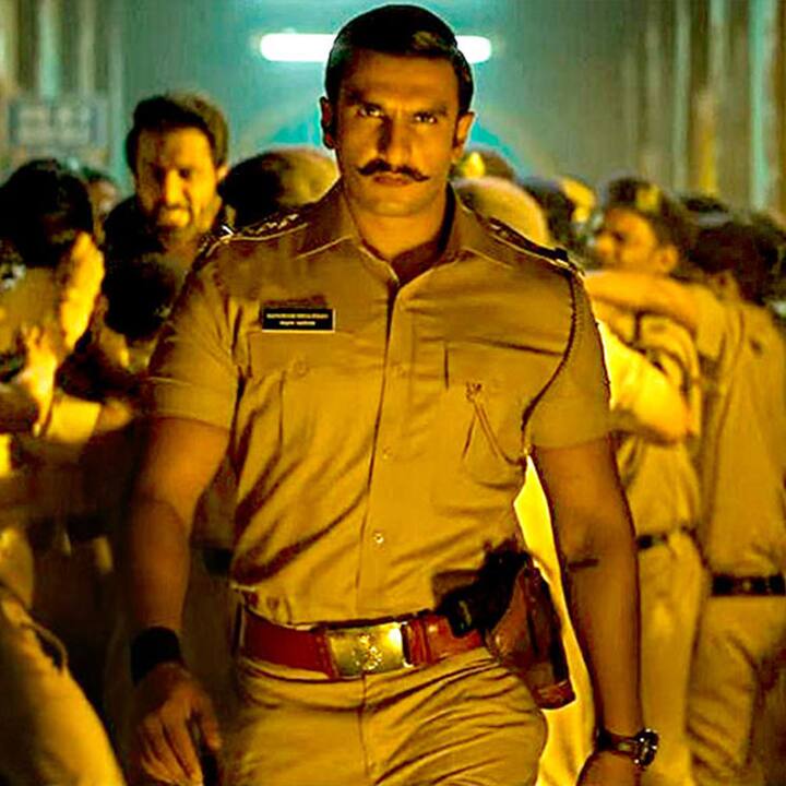 रणवीर सिंह: 2021 में आई अक्षय कुमार स्टारर फिल्म सूर्यवंशी में स्पेशल अपीरियंस के तौर पर रणवीर सिंह अपने पुराने सिम्बा के कैरेक्टर में नजर आए थे