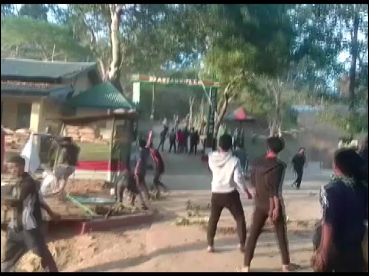 Nagaland Violence: नागालैंड के मोन जिले में गुस्साई भीड़ ने असम राइफल्स के कैंप में की तोड़फोड़, तत्काल कार्रवाई की मांग की