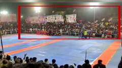 Chandrapur : चंद्रपूरमध्ये कबड्डी सामन्यादरम्यान प्रेक्षक गॅलरी कोसळली, 15 किरकोळ जखमी ABP Majha