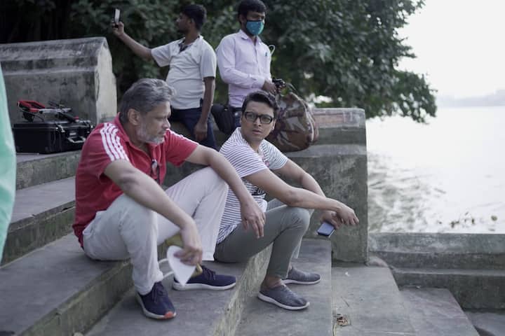 অমর্ত্য সিন্হা ও তাঁর স্ত্রী মীনাক্ষি শর্মার মস্তিষ্ক প্রসূত এই প্রজেক্ট 'অসম্পূর্ণ'।