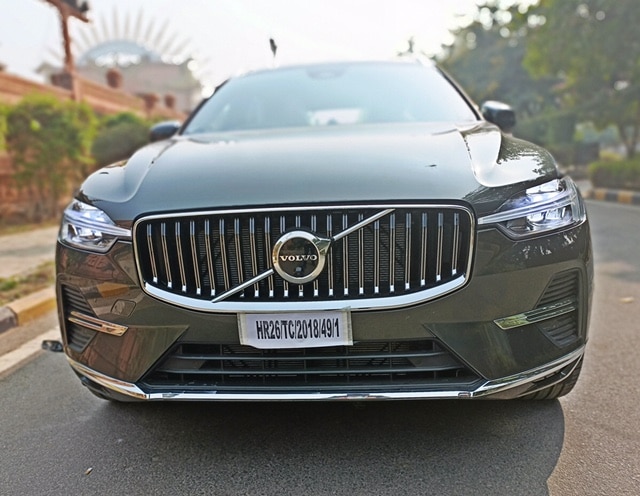 New Volvo XC60 Review: दमदार फीचर्स, आराम में अव्वल, जानें कैसी है वॉल्वो की नई SUV XC60