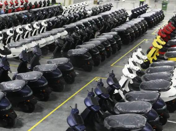 OLA Electric Scooter: ਓਲਾ ਸਕੂਟਰ ਵਿਕਰੀ ਲਈ ਤਿਆਰ, ਇਸ ਦਿਨ ਤੋਂ ਸ਼ੁਰੂ ਹੋਏਗੀ ਡਿਲੀਵਰੀ OLA Electric Scooter: ਓਲਾ ਸਕੂਟਰ ਵਿਕਰੀ ਲਈ ਤਿਆਰ, ਇਸ ਦਿਨ ਤੋਂ ਸ਼ੁਰੂ ਹੋਏਗੀ ਡਿਲੀਵਰੀ