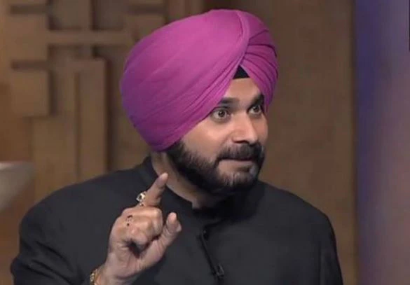 ‘Practice What You Preach’: Sidhu Slams Kejriwal, Joins Delhi Guest Teachers’ Protest Outside CM's Residence