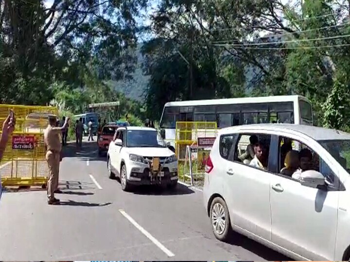 கேரள அரசை கண்டித்து விவசாய சங்கத்தினர் தர்ணா - இருமாநில எல்லையில் போக்குவரத்து பாதிப்பு