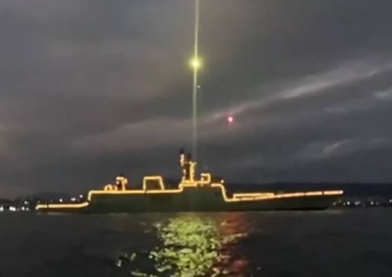 Visakha Navy Day: విశాఖ ఆర్కే బీచ్ వేదికగా ఘనంగా నేవీ డే సెలబ్రేషన్స్