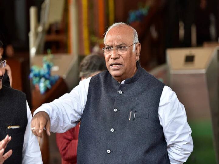 Mallikarjun Kharge Apology By 12 Suspended Rajya Sabha MPs winter session parliament 'Won't Happen, They Were Suspended Illegally': Mallikarjun Kharge On Apology By 12 Rajya Sabha MPs