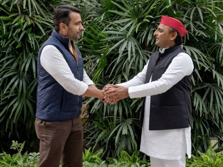 UP Election 2022: अखिलेश यादव से मुलाकात को लेकर जयंत चौधरी का बड़ा बयान, सपा से गठबंधन पर कही ये बात RLD chief Jayant Chaudhary, alliance with Samajwadi Party almost been announced, Akhilesh Yadav UP Election 2022: अखिलेश यादव से मुलाकात को लेकर जयंत चौधरी का बड़ा बयान, सपा से गठबंधन पर कही ये बात
