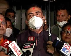 Suvendu Adhikari: রাজ্য সরকারই হাওড়ার পুরভোট নিয়ে জটিলতা তৈরি করেছে, রাজ্যপালের পাশে দাঁড়িয়ে দাবি শুভেন্দুর | Bangla News