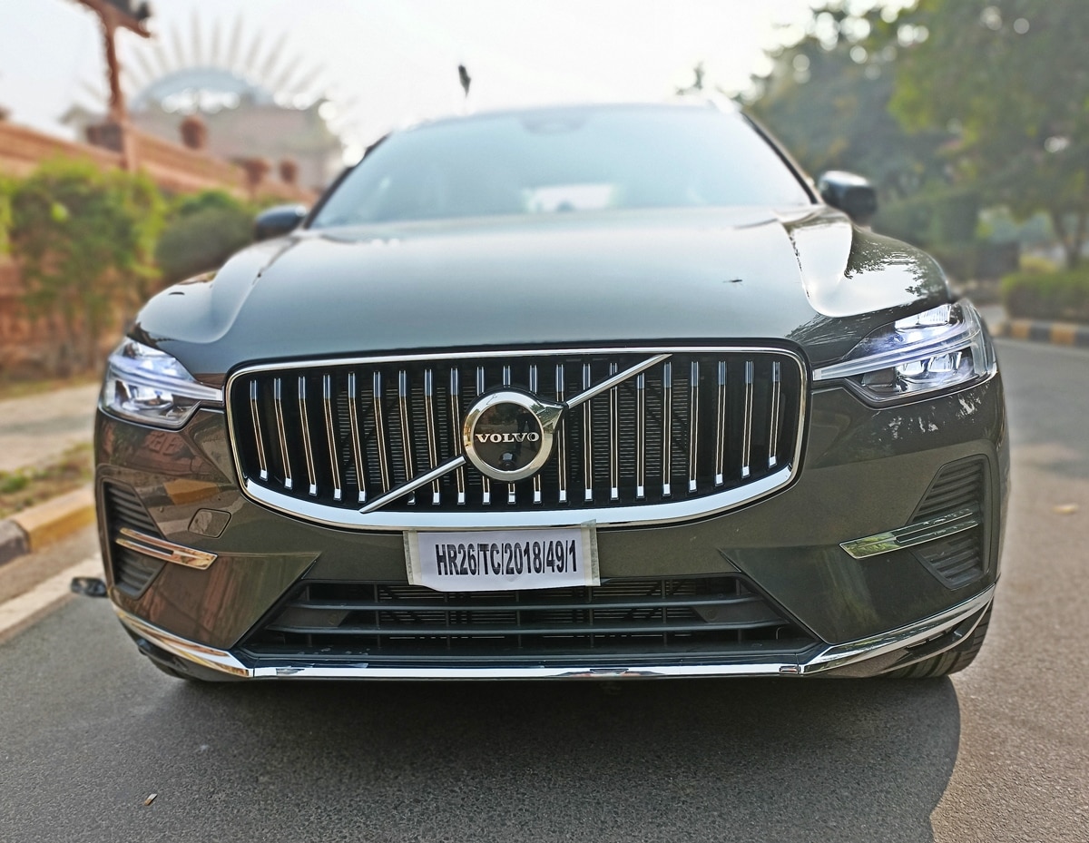 New Volvo XC60 Petrol Mild Hybrid Review - Check Price, Features & Full Specifications