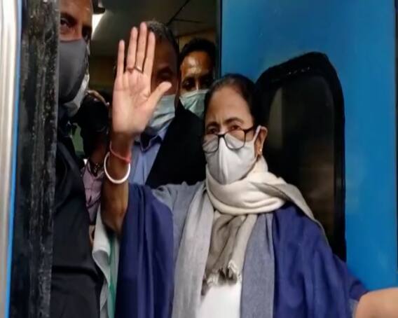 Mamata Banerjee: মুখ্যমন্ত্রীকে বীরভূমের চপ-মুড়ি দিলেন অনুব্রত মণ্ডল। Bangla News