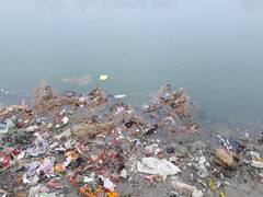 Jharkhand: साहिबगंज के गंगा घाटों पर फैली गंदगी, कटाव की वजह से बढ़ गई है लोगों की परेशानी 