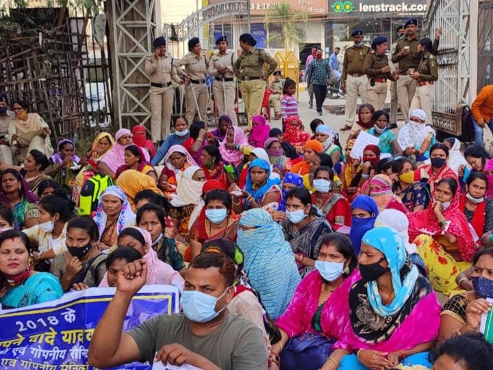 Family Of Police Personnel Stage Protest For Their Demands In Raipur ANN |  रायपुर: अपनी मांगों को लेकर सहायक आरक्षक के परिवारों का जोरदार प्रदर्शन,  पुलिस पर मारपीट का आरोप