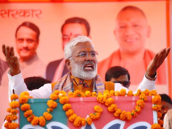 UP Election 2022 BJP state president Swatantra Dev Singh called Samajwadi party as party of goons ANN UP Election 2022: स्वतंत्र देव सिंह ने विपक्षी दलों पर साधा निशाना, सपा को बताया 'गुंडों की पार्टी'