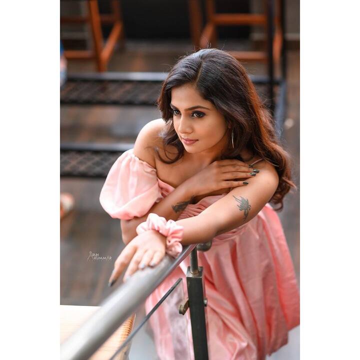గుప్పెడంత మనసు వసుధార (రక్షా గౌడ)  (Image Credit: Raksha Gowda/Instagram)