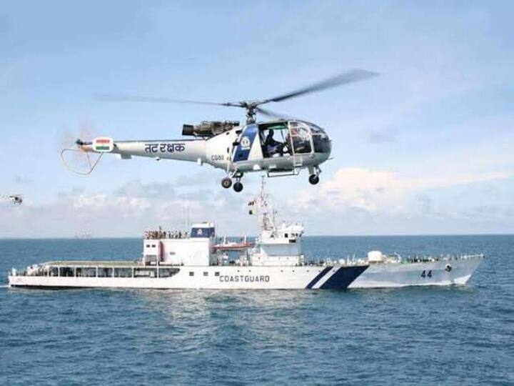 Indian Coast Guard Recruitment 2021: Application process to begin TODAY for 50 posts at joinindiancoastguard.gov.in இந்திய கடலோர காவல்படையில் வேலைவாய்ப்பு: இன்றுமுதல் விண்ணப்பிக்கலாம்!