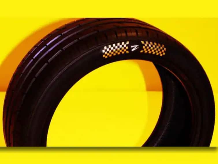 This gold plated tyre is World's Most Expensive Car Tyres check details World's Most Expensive Car Tyres: આ ટાયરની કિંમતમાં આવી જશે ફરારી કાર, કિંમત જાણીને આંખો પહોળી થઈ જશે