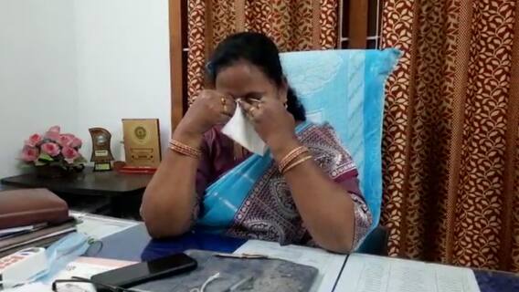 MPDO Complaint : తూ.గో.జిల్లా అయినవిల్లి ఎంపీడీవో పై వైసీపీ నాయకుడి అనుచిత ప్రవర్తన | ABP Desam