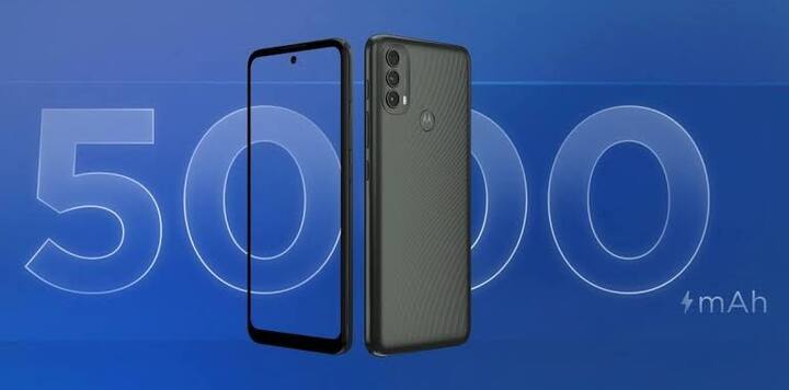 ਬੈਟਰੀ: ਜੇਕਰ ਅਸੀਂ ਬੈਟਰੀ ਦੀ ਗੱਲ ਕਰੀਏ ਤਾਂ Moto Edge X30 'ਚ 5,000mAh ਦੀ ਬੈਟਰੀ ਦਿੱਤੀ ਜਾਵੇਗੀ। ਇੰਨਾ ਹੀ ਨਹੀਂ ਇਹ ਸਮਾਰਟਫੋਨ 68W ਫਾਸਟ ਚਾਰਜਿੰਗ ਸਪੋਰਟ ਦੇ ਨਾਲ ਆਵੇਗਾ। ਕੰਪਨੀ ਪਹਿਲਾਂ ਹੀ ਦੱਸ ਚੁੱਕੀ ਹੈ ਕਿ X30 ਦੀ ਸਕਰੀਨ 'ਚ 10-ਬਿਟ ਕਲਰ, HDR10+ ਅਤੇ 144Hz ਰਿਫਰੈਸ਼ ਰੇਟ ਵਰਗੇ ਫੀਚਰਸ ਮਿਲਣਗੇ।