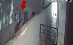 Tadepalli Cheddi Gang : తాడేపల్లిలో చెడ్డీ గ్యాంగ్ కలకలం..! ఎమ్మెల్యే, మాజీ ఎమ్మెల్యే ఇంట్లో చోరీ ?