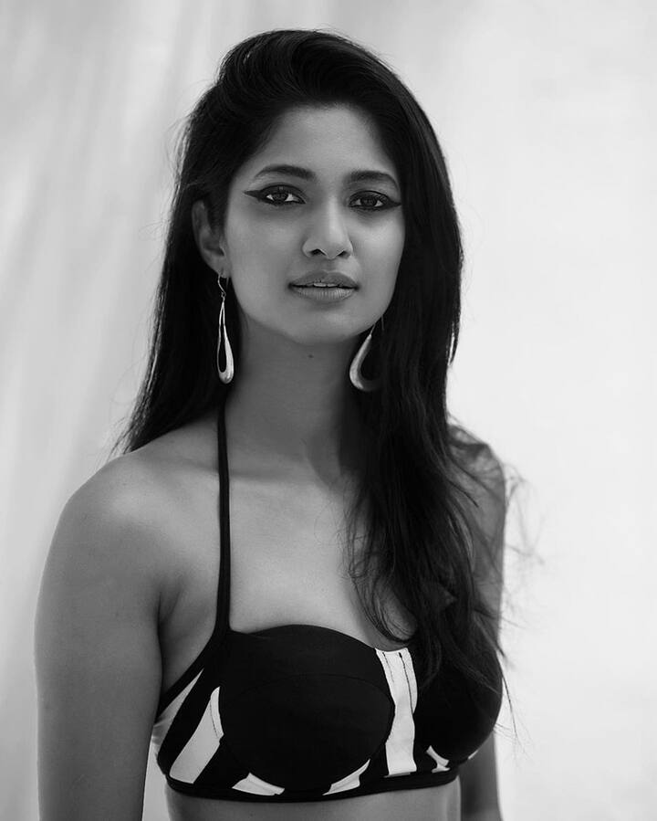 மலர்களே மலர்களே மலர வேண்டாம் உறங்கிடுங்கள்