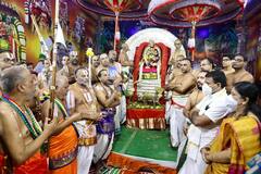 Tiruchanoor Temple: సూర్యప్రభ వాహనంపై సిరుల‌త‌ల్లి పద్మావతి.. భక్తులకు కన్నుల పండుగ