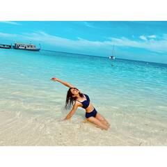 Rakul Preet Singh Photos: Vicky-Katrina की शादी से रकुल प्रीत सिंह ने खींचा सबका ध्यान, ब्लैक बिकिनी में मचाया तहलका, हर ड्रेस में लगती हैं Glamorous