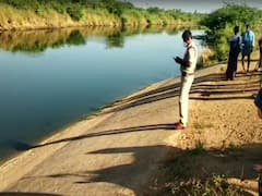 Khammam: బతుకుదెరువు కోసం వచ్చి మృత్యుఒడికి... సాగర్ ఎడమ కాలువలో ముగ్గురు గల్లంతు